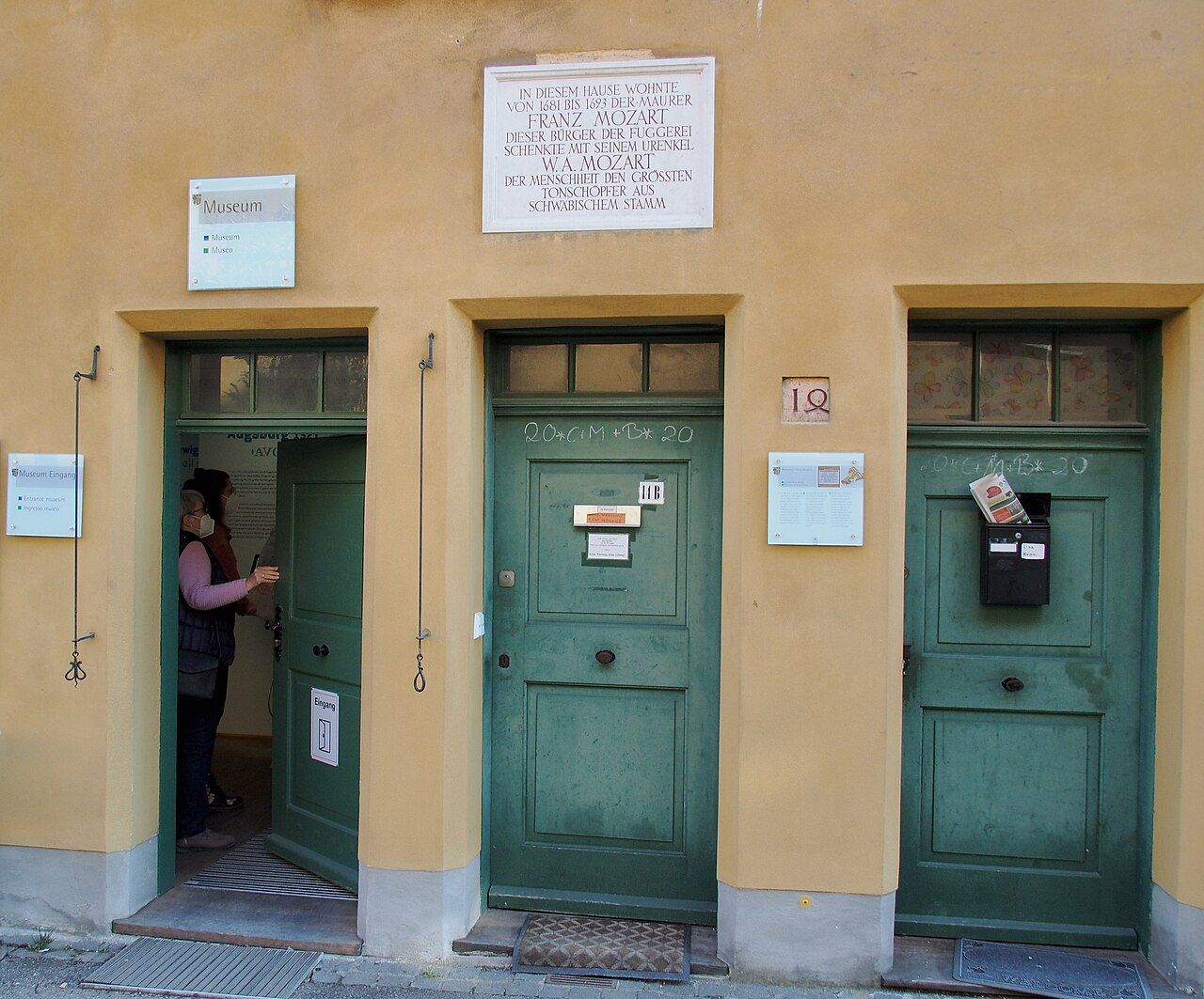 Domek ve Fuggerei spojený s rodinou Mozartů