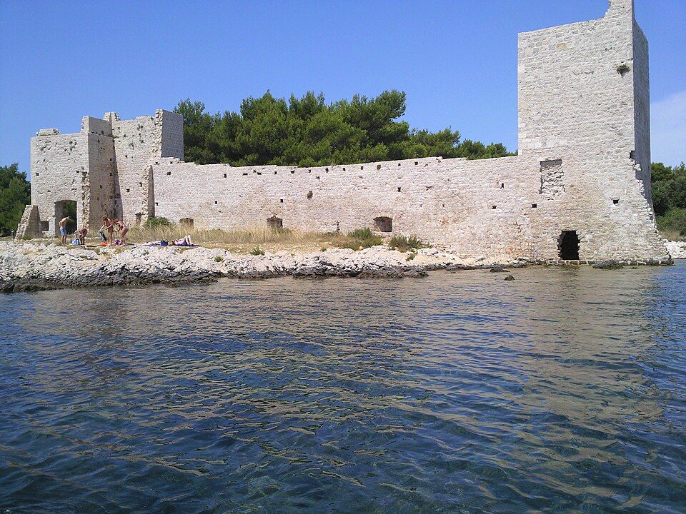 Pevnost Kaštelina na ostrově Vir
