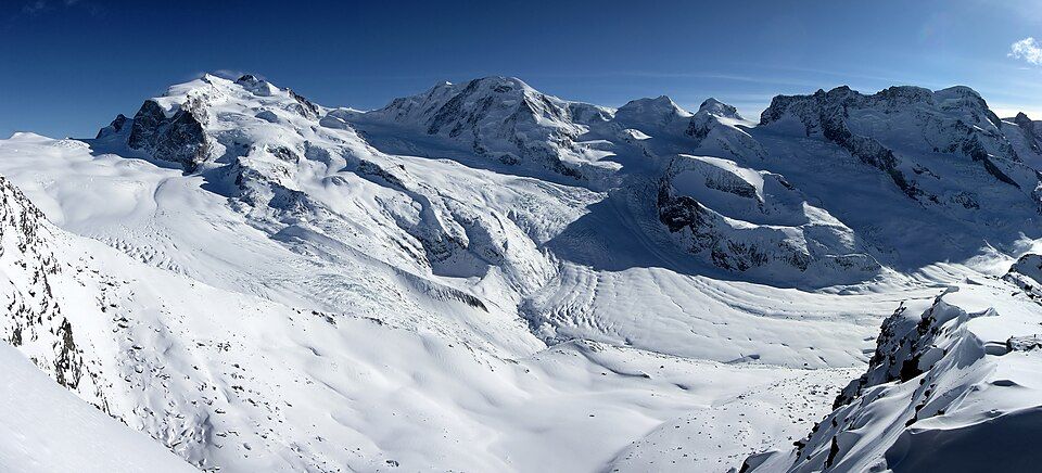 Panorama vrcholů z vyhlídky Gornergrat
