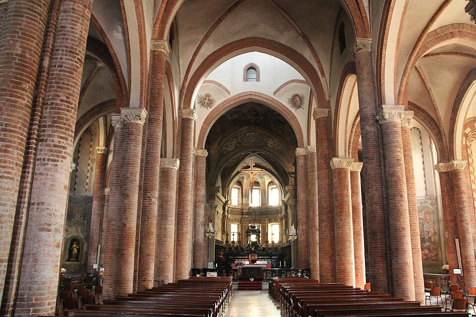 Interiér kostela San Secondo v Asti