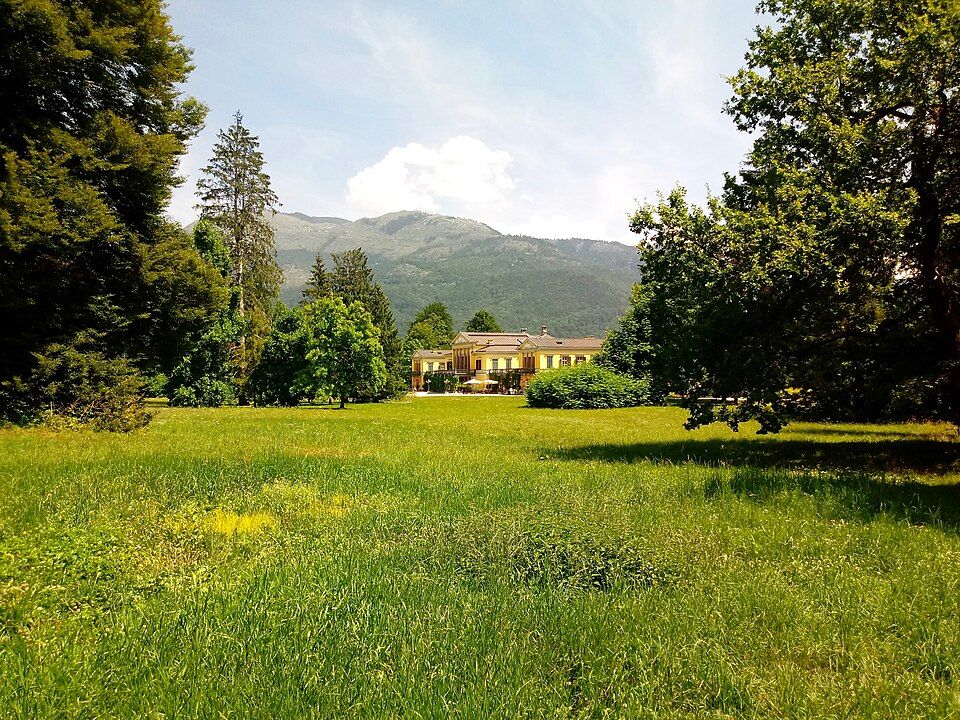 Boční pohled na Kaiservillu