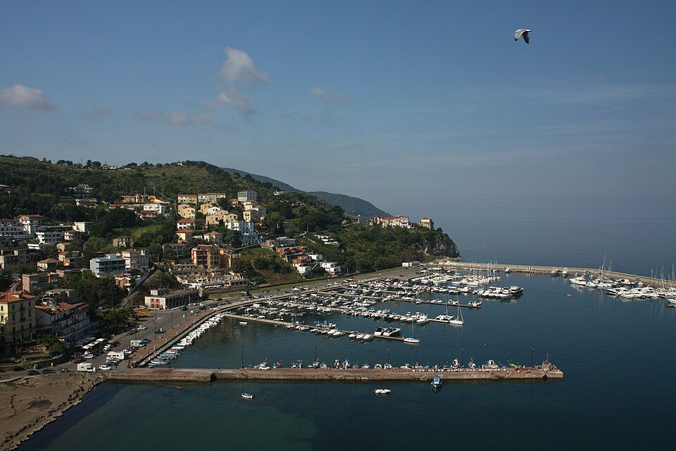 Uličky historického centra Agropoli