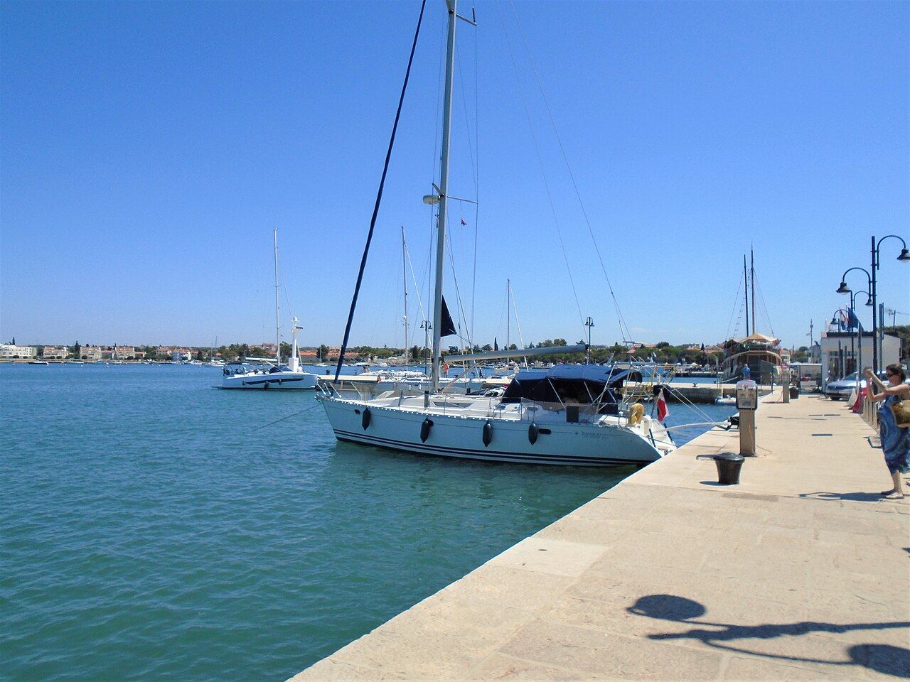 Přístav a pobřeží města Umag