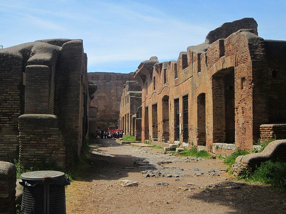 Pohled na rozvaliny Ostia Antica