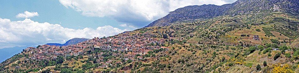 Arachova na svahu Parnasu