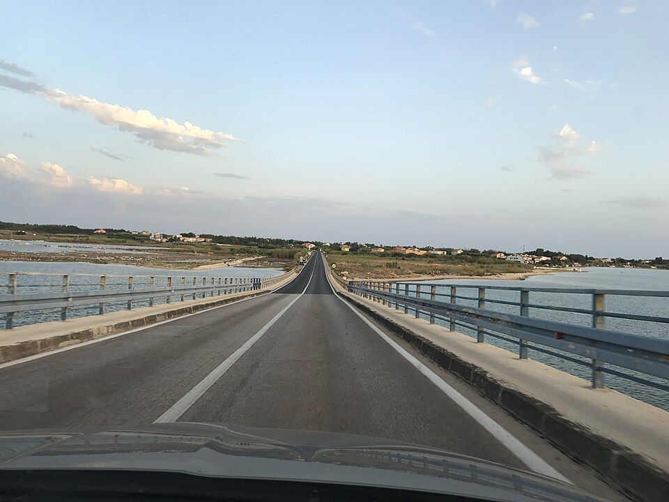 Most na ostrov Vir