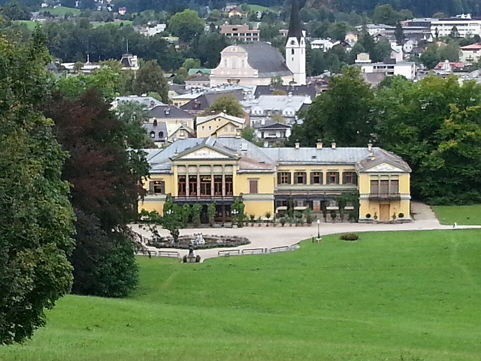Park kolem Kaiservilly v Bad Ischlu