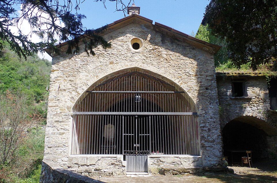 Kostel Santa Maria degli Angeli pod vesnicí Apricale