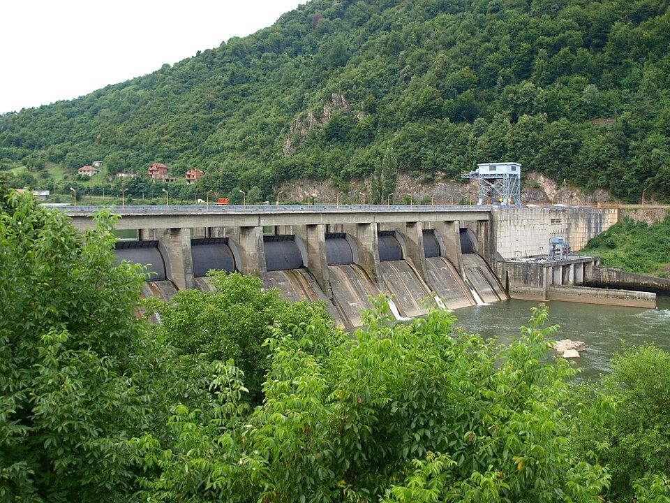 Přehrada na Drině u Zvorniku