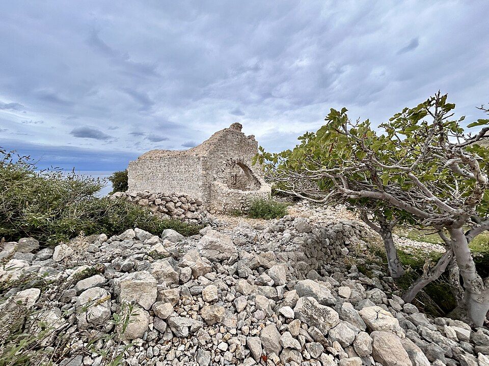 Kostel sv. Jeronýma ve Staré Bašce