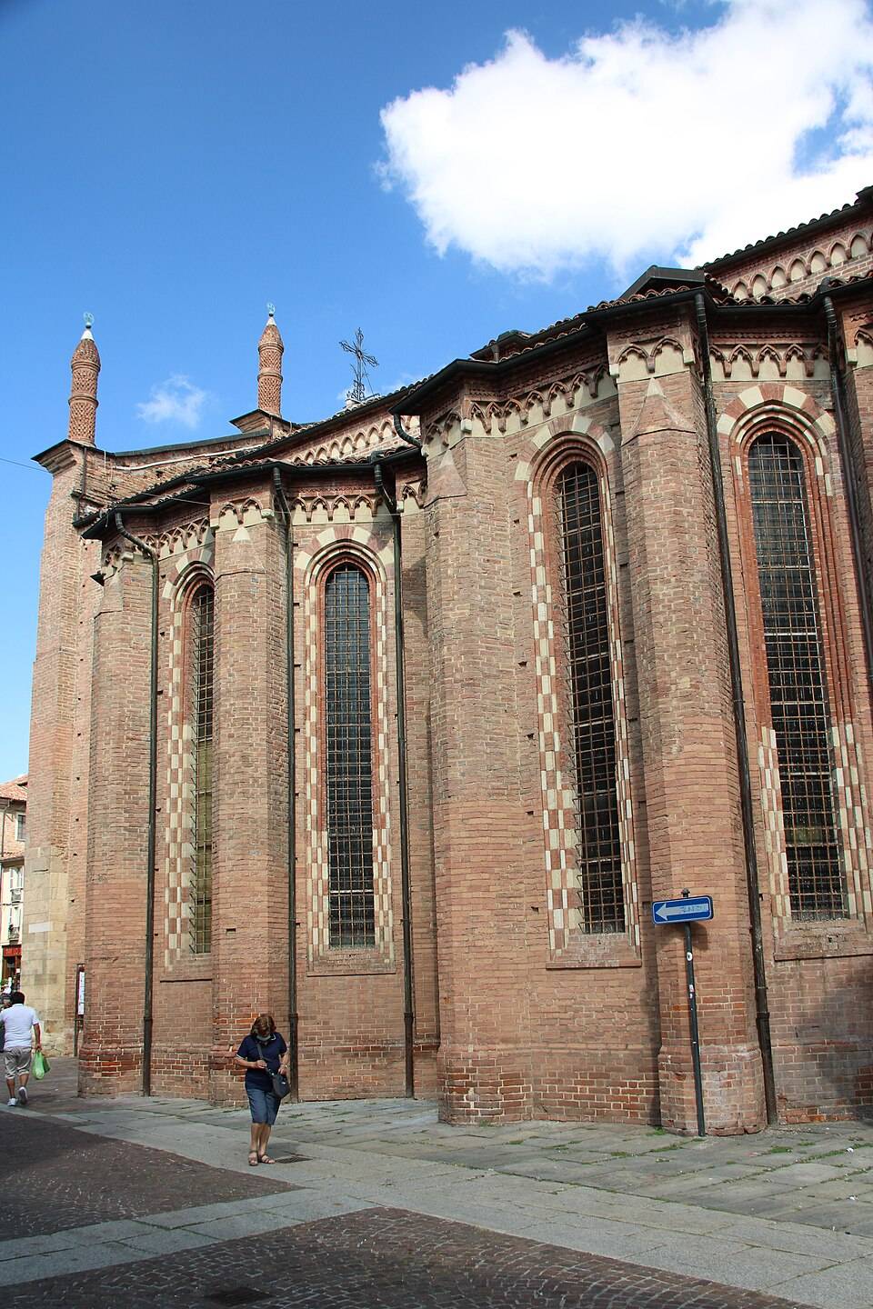 Kolegiátní kostel San Secondo v Asti, průčelí