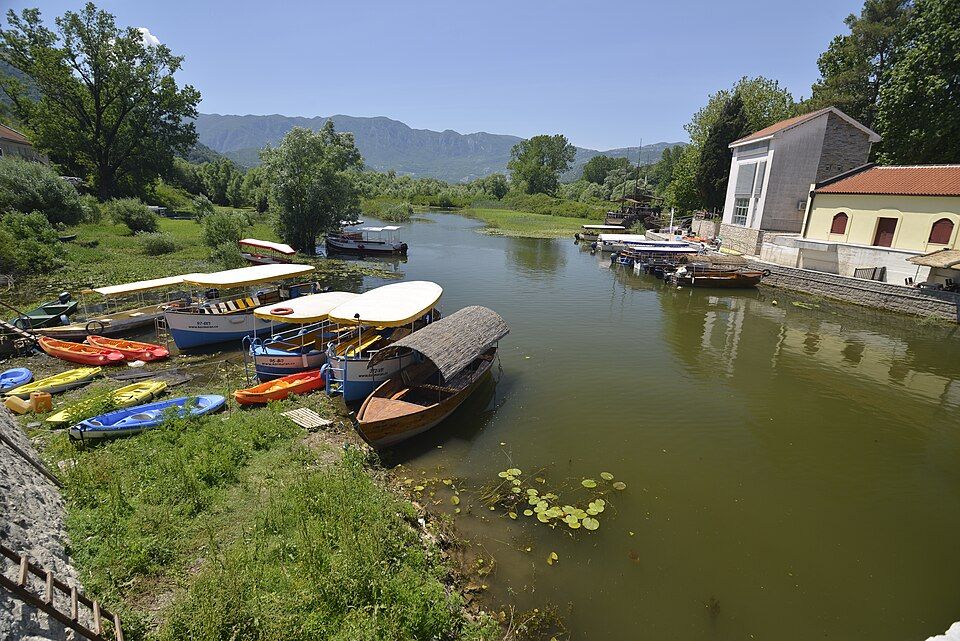 Skadarské jezero v Černé Hoře