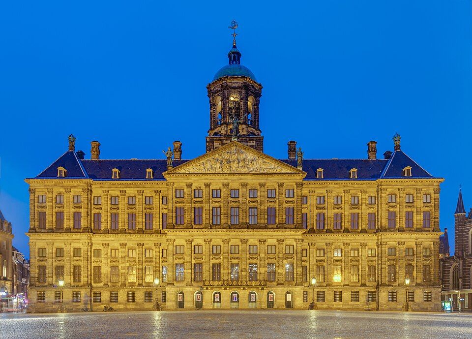 Královský palác na náměstí Dam v Amsterdamu