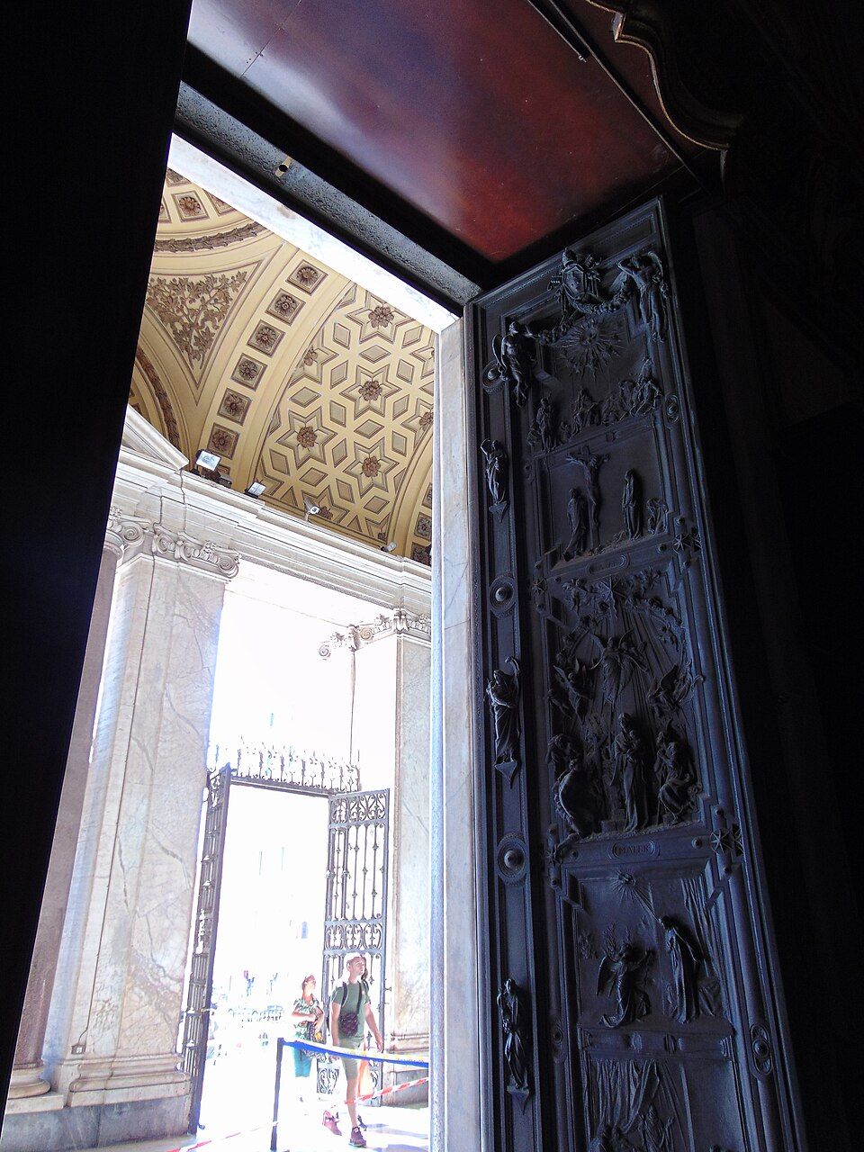 Detail bohatě zdobeného interiéru kaple v bazilice Santa Maria Maggiore