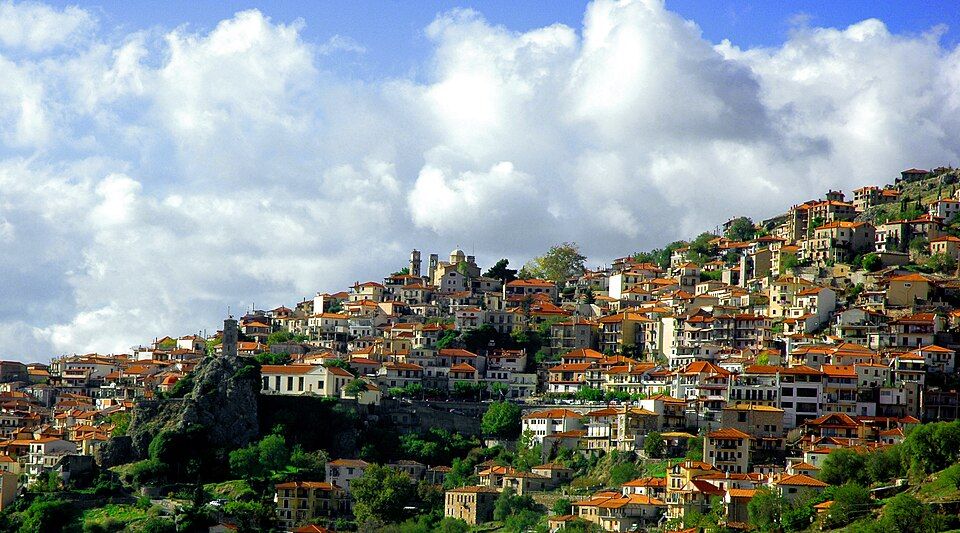 Arachova nad údolím