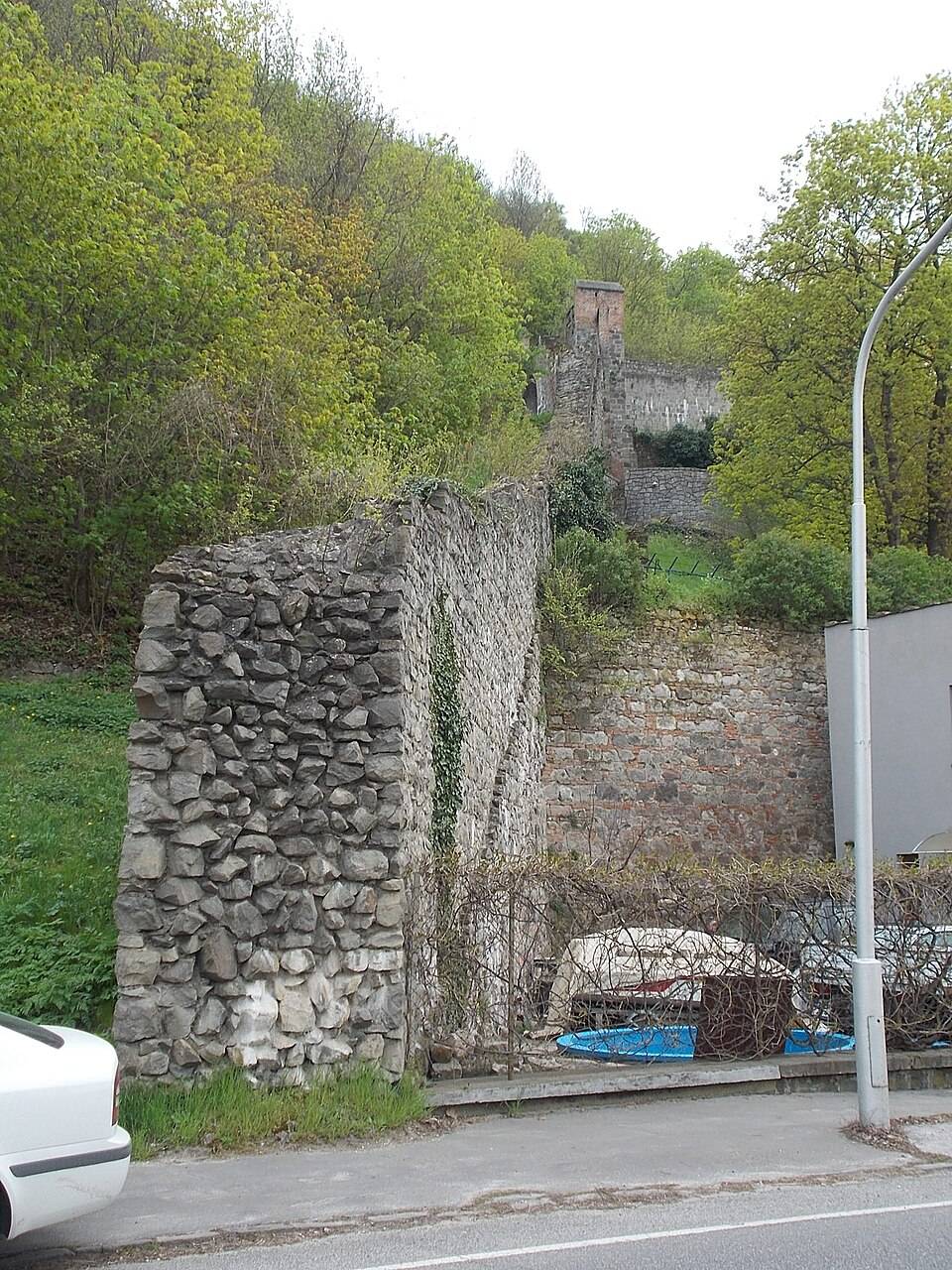 Královský palác ze 14. století
