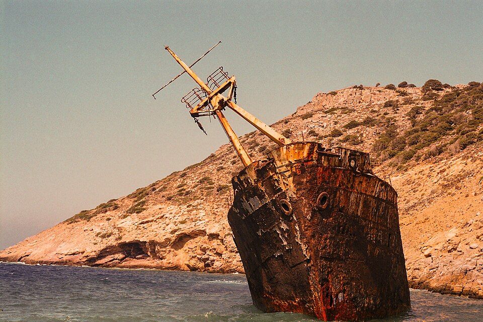 Vrak lodi u Amorgu