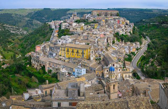 Ragusa Ibla: barokní město na ostrohu, kostel San Giorgio a Val di Noto