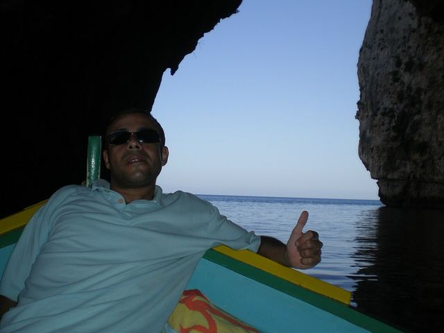 Modrá jeskyně na Capri (Grotta Azzurra): kolik stojí, jak se dovnitř a kdy je zavřeno