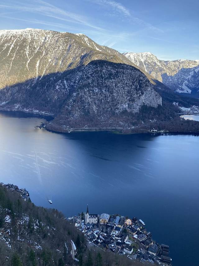 Hallstatt autem: nejfotografovanější vesnice Alp a kde nechat vůz