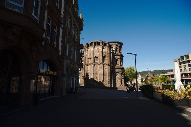 Trevír a Porta Nigra: nejstarší město Německa, černá římská brána a kde nechat dodávku