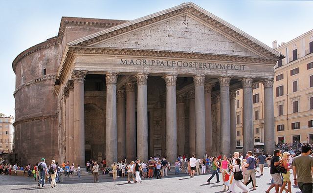 Pantheon v Římě: nejlépe dochovaný antický chrám a díra v kopuli