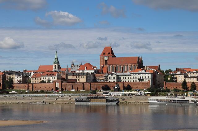 Toruň: gotické město UNESCO, rodiště Koperníka a vůně perníku