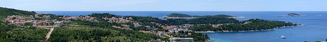 Cavtat autem: klidná alternativa Dubrovníku, dvě pláže a údolí Konavle