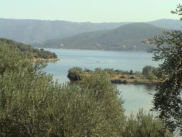 Pelion autem: hora kentaurů, vesnice nad mořem a pláže pod lesem