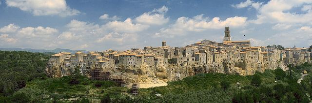 Pitigliano: toskánský „malý Jeruzalém“ vytesaný do tufové skály