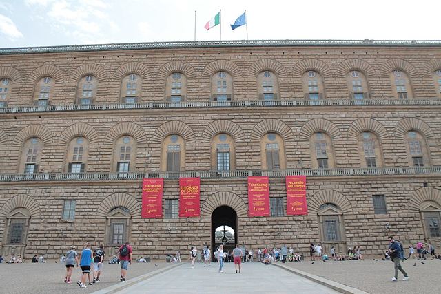 Palác Pitti (Palazzo Pitti) ve Florencii: vstupné, Boboliho zahrady a kdy přijít