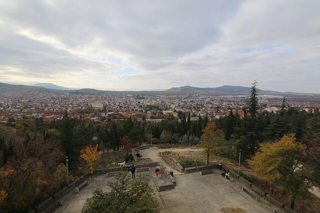 Kavadarci: vinařské hlavní město Makedonie a kraj Tikveš