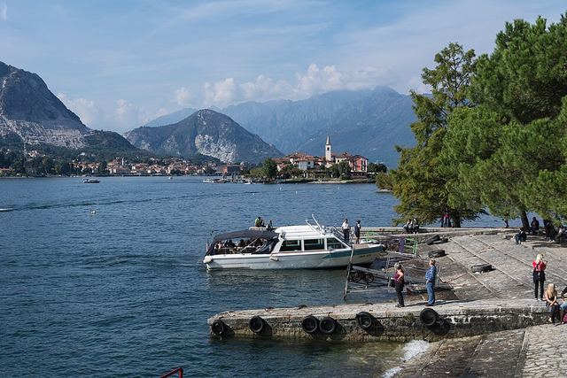 Jezera Lombardie autem: Maggiore, Iseo a severní Garda bez davů u Coma