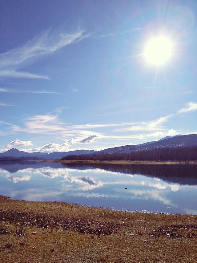 Plastirovo jezero autem: řecké Švýcarsko, okruh kolem vody a kde se zastavit