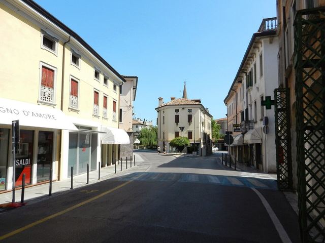 Sacile: zahrada Serenissimy s renesančními paláci na řece Livenza