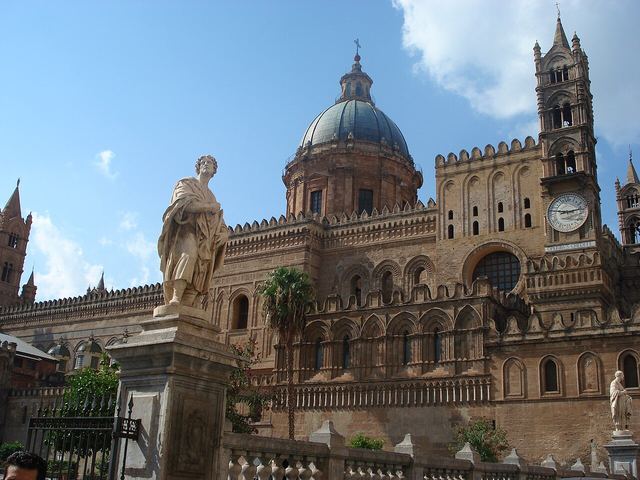 Palermo: normanské mozaiky, tržiště plné chaosu a arancini k snídani