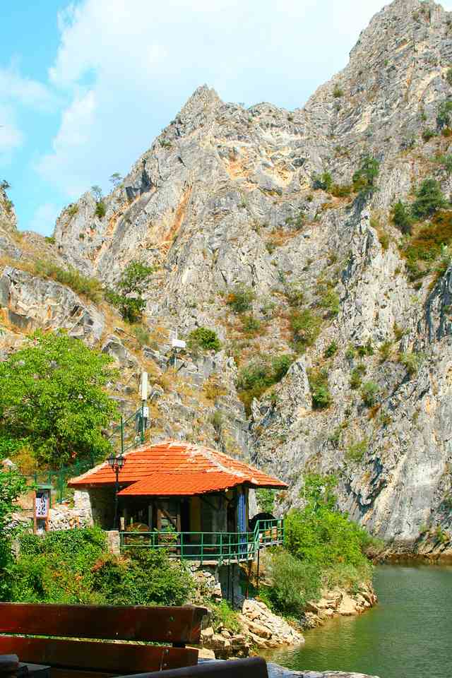 Kaňon Matka: tyrkysová soutěska a loďka 15 minut od Skopje