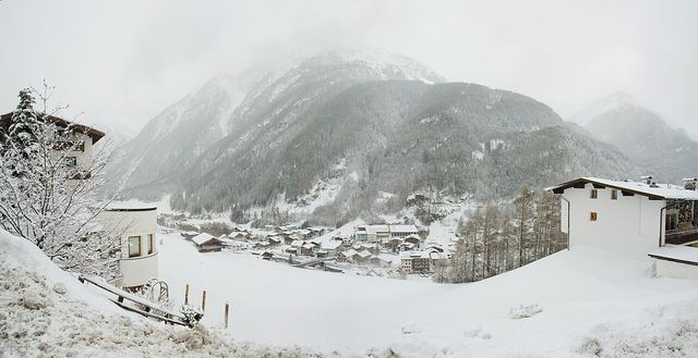 Sölden a Ötztal autem: ledovce, Bond a kde nechat auto
