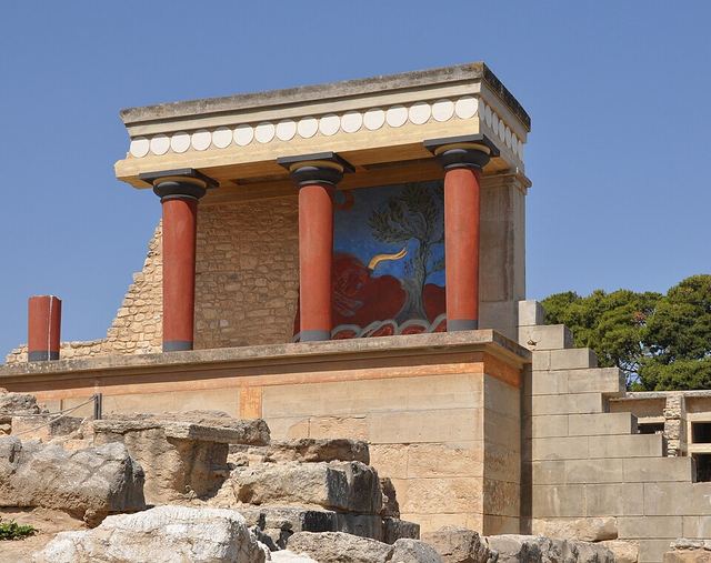 Knossos na Krétě: labyrint, Mínotauros a kde nechat auto