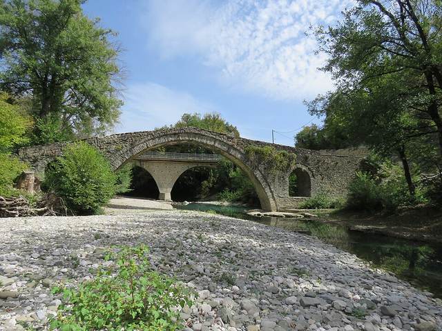 Epirus a Zagori autem: kamenné mosty, soutěska Vikos a vesnice na konci světa