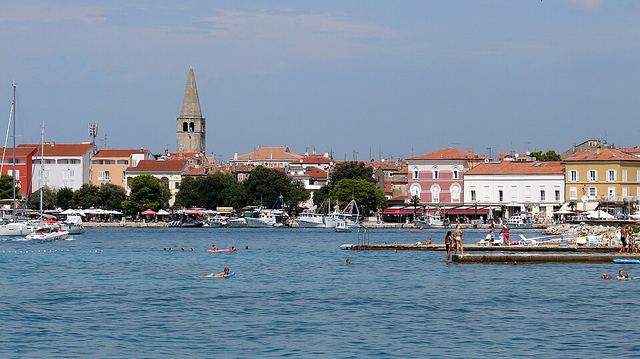 Poreč autem: zlaté mozaiky z UNESCO, římský půdorys a istrijské pobřeží