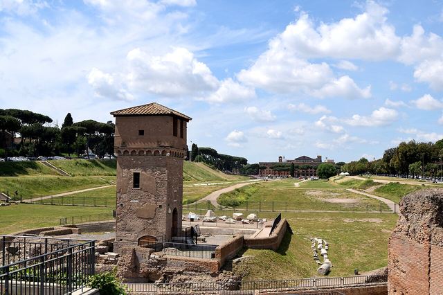 Circus Maximus v Římě: největší závodiště starověku, vstup zdarma a kdy přijít