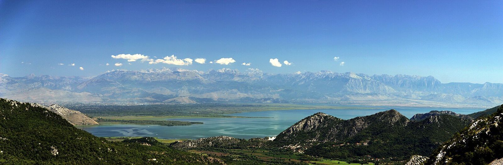 Sever Albánie 2026: Shkodra, Skadarské jezero a jaderské pláže