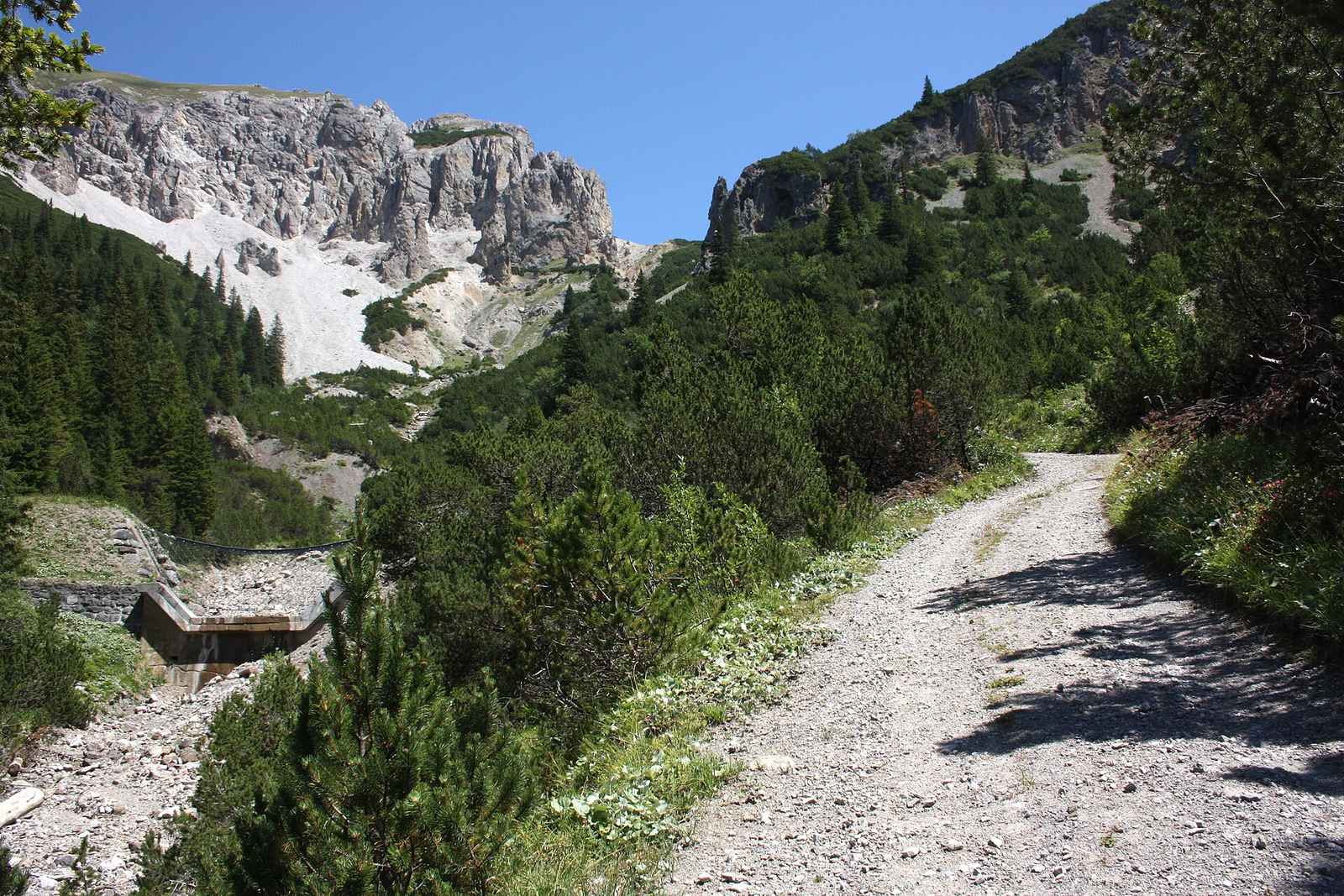 Turistická cesta v horách nad Malbunem, Lichtenštejnsko