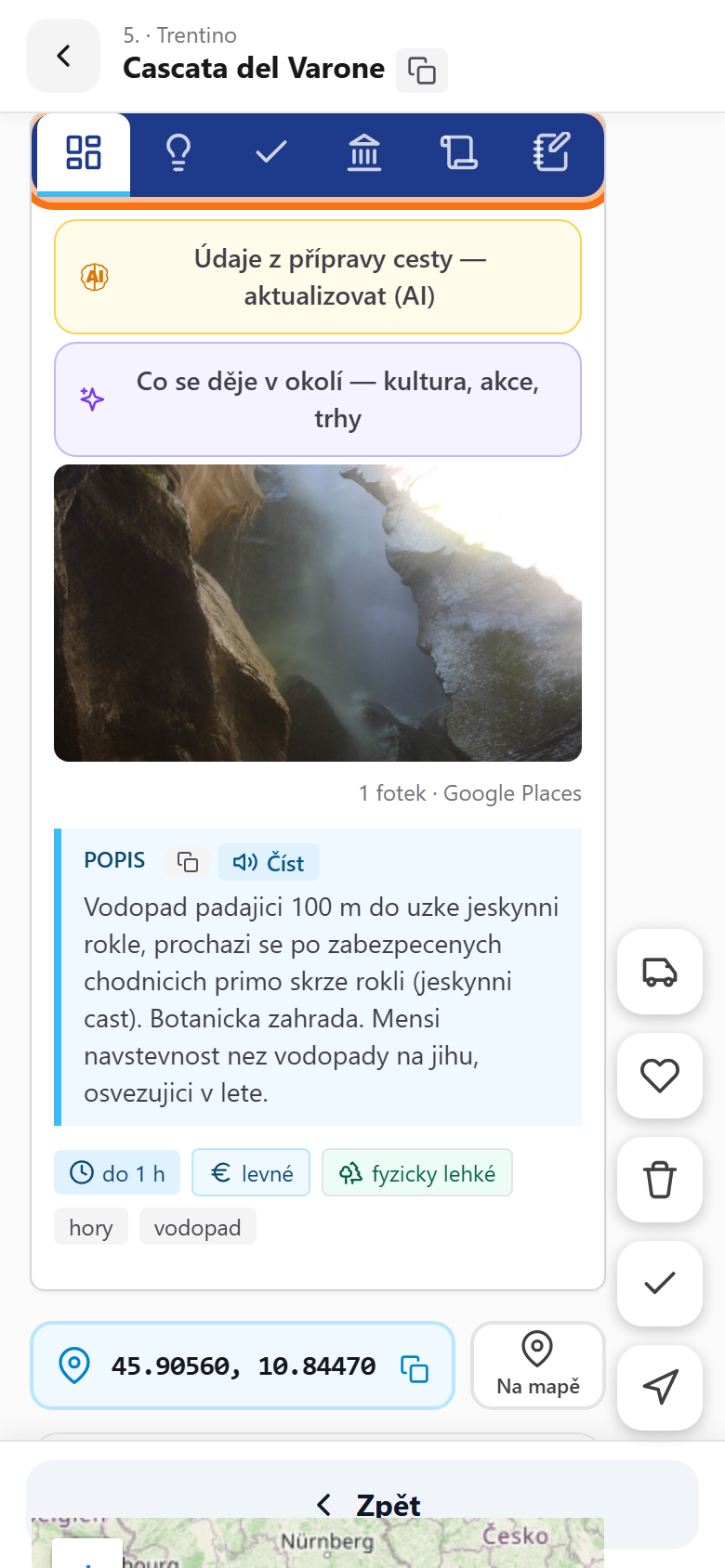 Detail místa s oranžově zvýrazněnou řadou šesti záložek pod názvem